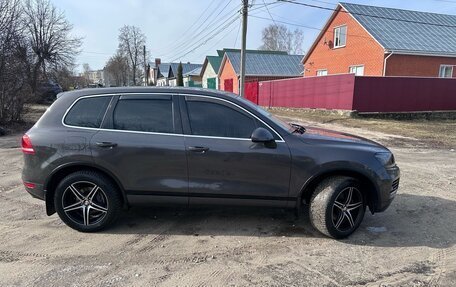 Volkswagen Touareg III, 2010 год, 2 000 000 рублей, 8 фотография
