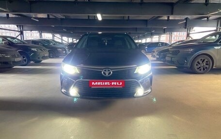 Toyota Camry, 2015 год, 2 200 000 рублей, 2 фотография