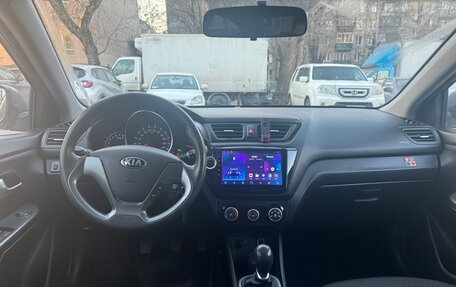 KIA Rio III рестайлинг, 2015 год, 900 000 рублей, 6 фотография