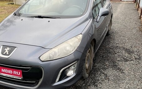 Peugeot 308 II, 2011 год, 550 000 рублей, 1 фотография