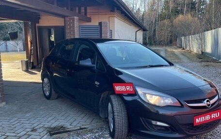 Opel Astra J, 2013 год, 1 400 000 рублей, 2 фотография