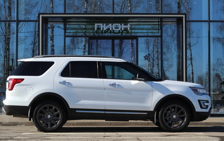 Ford Explorer VI, 2017 год, 3 050 000 рублей, 4 фотография