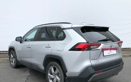 Toyota RAV4, 2021 год, 3 875 000 рублей, 4 фотография