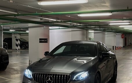 Mercedes-Benz E-Класс, 2017 год, 3 750 000 рублей, 1 фотография