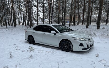 Toyota Camry, 2019 год, 2 750 000 рублей, 24 фотография