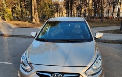 Hyundai Solaris II рестайлинг, 2013 год, 950 000 рублей, 1 фотография