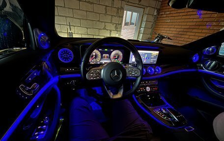 Mercedes-Benz E-Класс, 2020 год, 4 590 000 рублей, 7 фотография