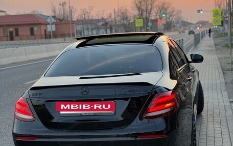 Mercedes-Benz E-Класс, 2020 год, 4 590 000 рублей, 5 фотография