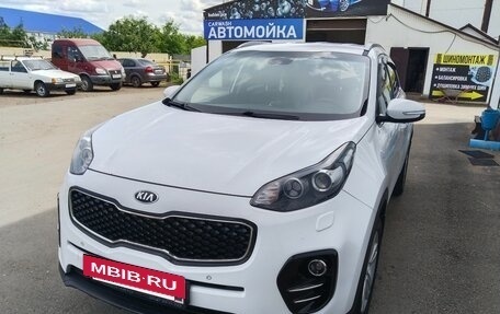 KIA Sportage IV рестайлинг, 2017 год, 2 000 000 рублей, 2 фотография