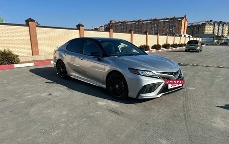 Toyota Camry, 2021 год, 3 250 000 рублей, 3 фотография