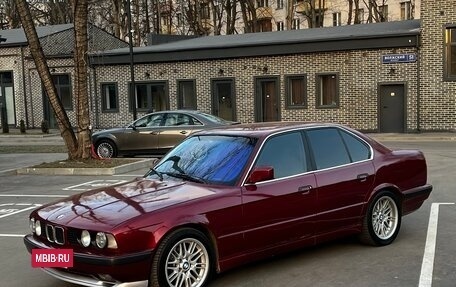 BMW 5 серия, 1992 год, 600 000 рублей, 7 фотография