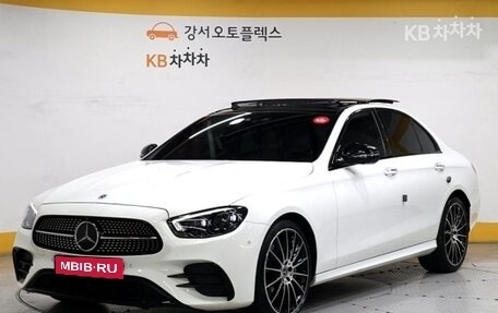Mercedes-Benz E-Класс, 2023 год, 6 040 000 рублей, 1 фотография