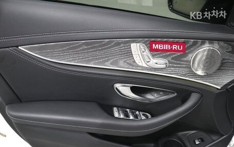 Mercedes-Benz E-Класс, 2023 год, 6 040 000 рублей, 8 фотография