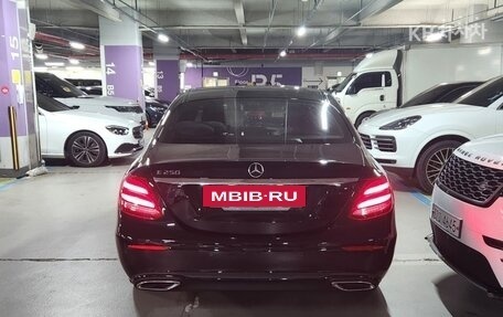 Mercedes-Benz E-Класс, 2021 год, 2 896 000 рублей, 4 фотография