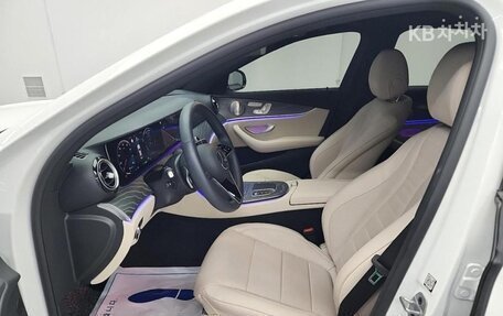 Mercedes-Benz E-Класс, 2022 год, 4 530 000 рублей, 11 фотография