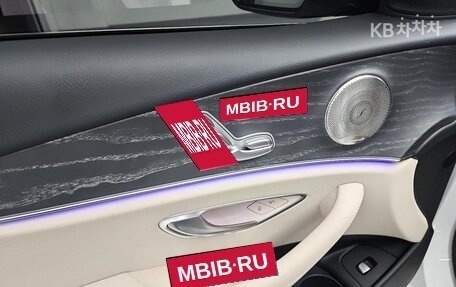 Mercedes-Benz E-Класс, 2022 год, 4 530 000 рублей, 23 фотография