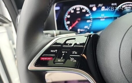Mercedes-Benz E-Класс, 2022 год, 4 530 000 рублей, 22 фотография