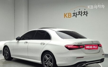 Mercedes-Benz E-Класс, 2022 год, 3 740 000 рублей, 2 фотография