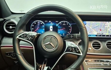 Mercedes-Benz E-Класс, 2022 год, 3 740 000 рублей, 9 фотография
