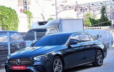 Mercedes-Benz E-Класс, 2022 год, 4 320 000 рублей, 1 фотография