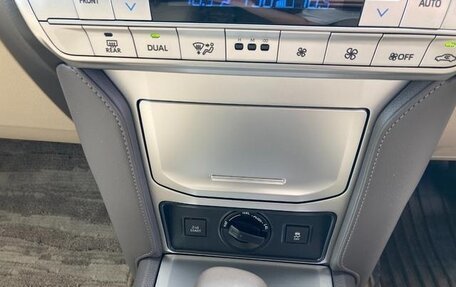 Toyota Land Cruiser Prado 150 рестайлинг 2, 2022 год, 3 700 090 рублей, 23 фотография
