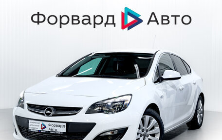 Opel Astra J, 2014 год, 990 000 рублей, 3 фотография