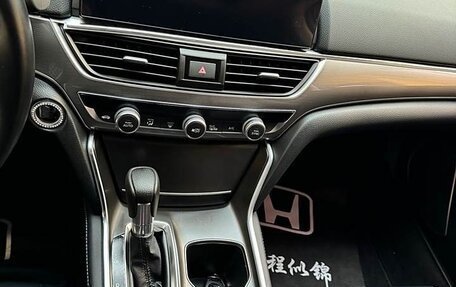 Honda Accord IX рестайлинг, 2022 год, 2 170 000 рублей, 6 фотография