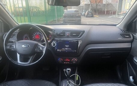 KIA Rio III рестайлинг, 2013 год, 960 000 рублей, 6 фотография