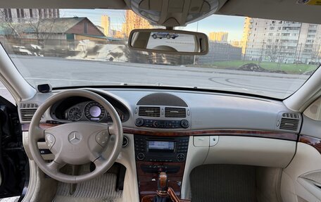 Mercedes-Benz E-Класс, 2003 год, 1 520 000 рублей, 14 фотография