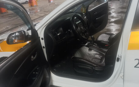 KIA Rio IV, 2017 год, 855 000 рублей, 2 фотография