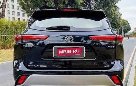 Toyota Highlander, 2022 год, 3 830 000 рублей, 3 фотография