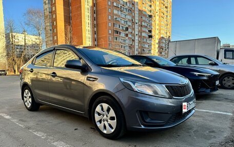 KIA Rio III рестайлинг, 2012 год, 700 000 рублей, 2 фотография