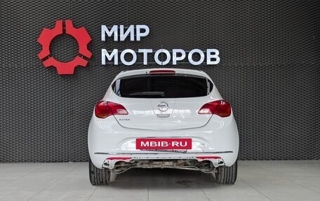 Opel Astra J, 2013 год, 750 000 рублей, 5 фотография