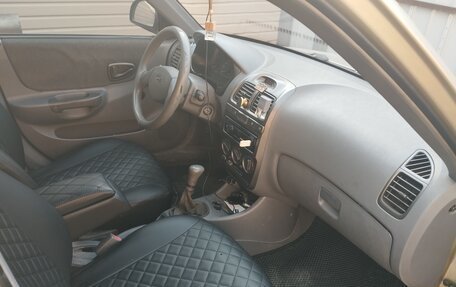 Hyundai Accent II, 2004 год, 365 000 рублей, 12 фотография