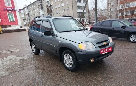 Chevrolet Niva I рестайлинг, 2011 год, 450 000 рублей, 9 фотография