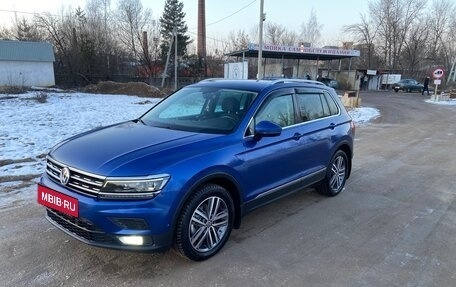 Volkswagen Tiguan II, 2018 год, 2 650 000 рублей, 17 фотография