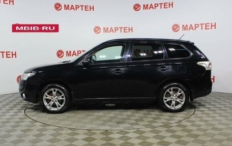 Mitsubishi Outlander III рестайлинг 3, 2013 год, 1 470 000 рублей, 8 фотография