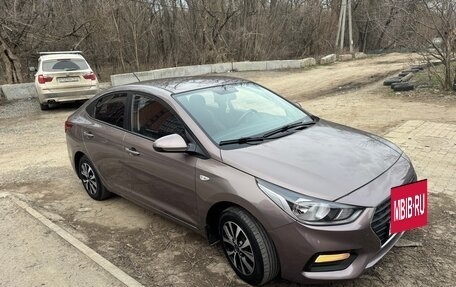 Hyundai Solaris II рестайлинг, 2018 год, 1 350 000 рублей, 1 фотография