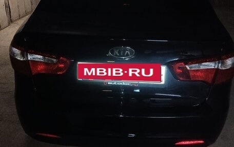 KIA Rio III рестайлинг, 2012 год, 700 000 рублей, 3 фотография