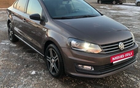 Volkswagen Polo VI (EU Market), 2017 год, 1 200 000 рублей, 2 фотография