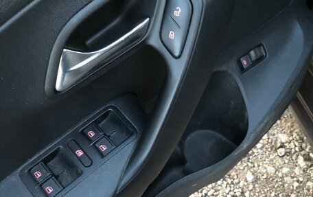 Volkswagen Polo VI (EU Market), 2017 год, 1 200 000 рублей, 15 фотография