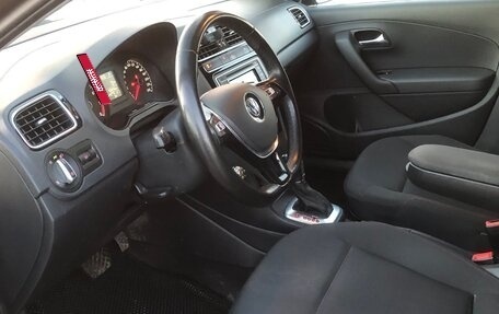 Volkswagen Polo VI (EU Market), 2017 год, 1 200 000 рублей, 13 фотография