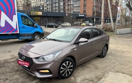 Hyundai Solaris II рестайлинг, 2018 год, 1 350 000 рублей, 4 фотография