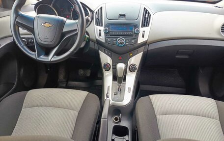 Chevrolet Cruze II, 2014 год, 739 000 рублей, 9 фотография