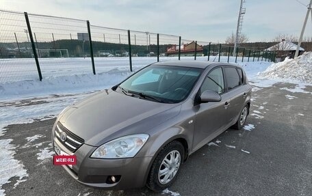 KIA cee'd I рестайлинг, 2008 год, 650 000 рублей, 2 фотография