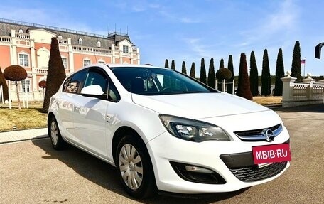 Opel Astra J, 2014 год, 1 150 000 рублей, 2 фотография