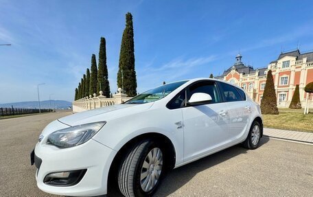 Opel Astra J, 2014 год, 1 150 000 рублей, 20 фотография