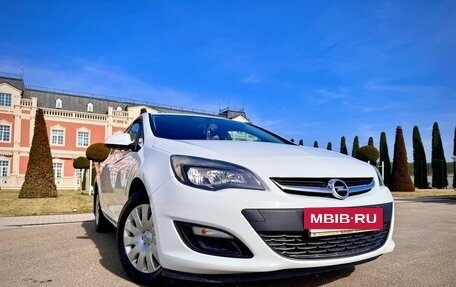 Opel Astra J, 2014 год, 1 150 000 рублей, 16 фотография