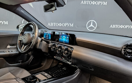 Mercedes-Benz A-Класс, 2019 год, 2 220 000 рублей, 13 фотография