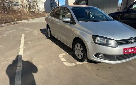 Volkswagen Polo VI (EU Market), 2013 год, 760 000 рублей, 6 фотография